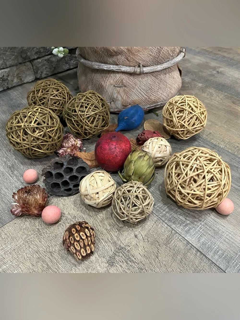 Decorative Driftwood Decorative Wood Balls Pier 1 -EUC